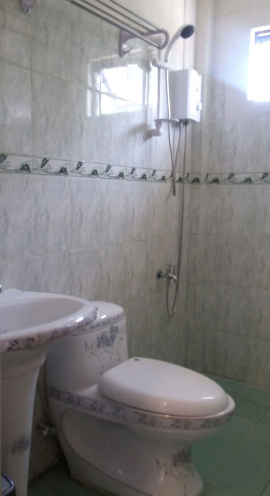 קורון Ricardo Valley Inn מראה חיצוני תמונה