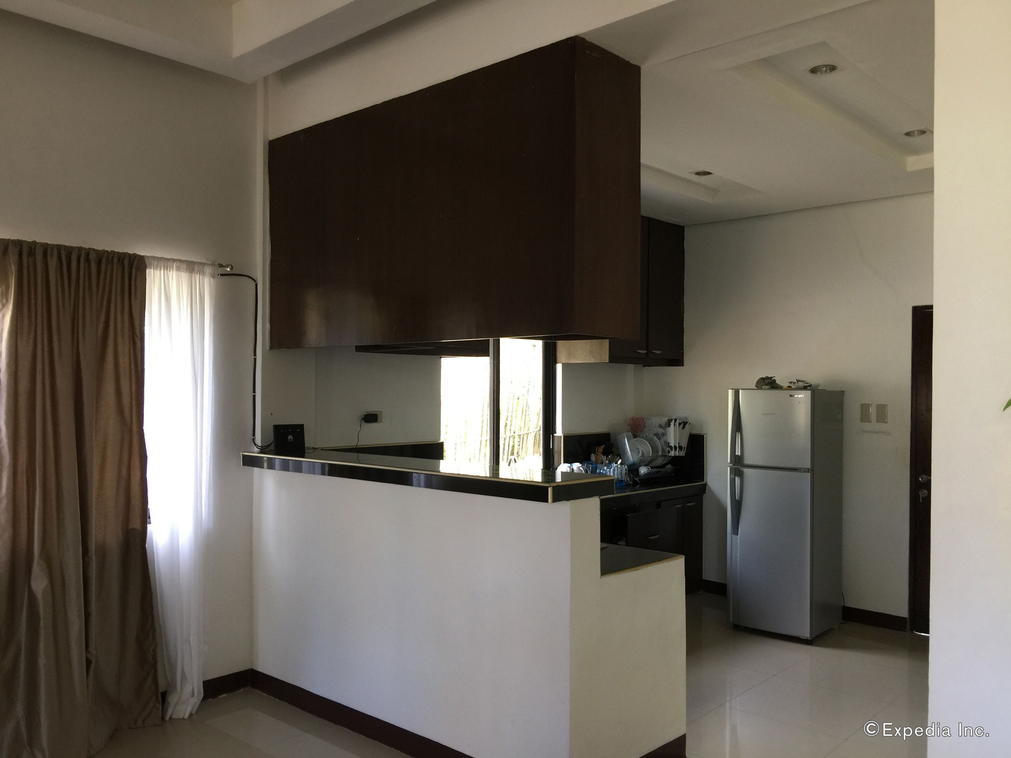 קורון Ricardo Valley Inn מראה חיצוני תמונה